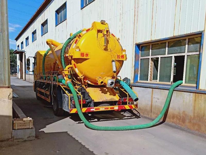 紫金小营厂区化粪池清理